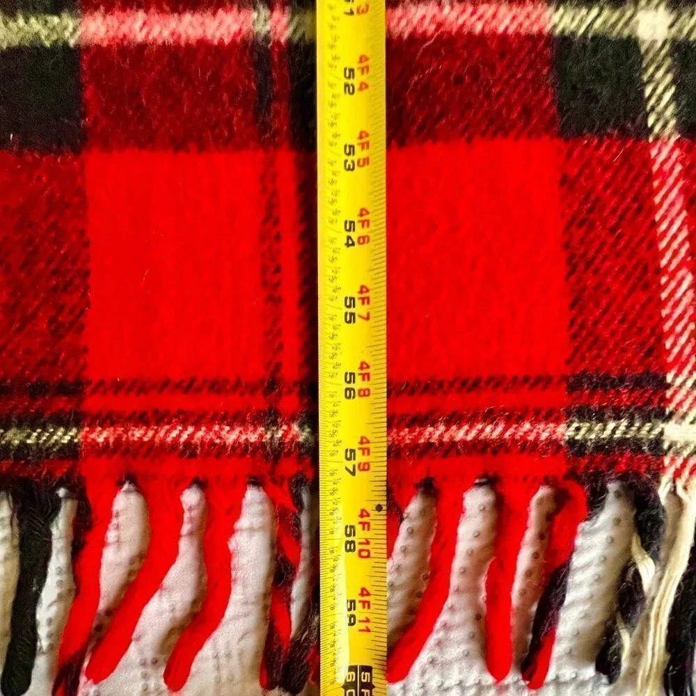 VTG Faribo Faribault Blanket Woolen Mills Co Red Plaid Fringed Acrylic Throw